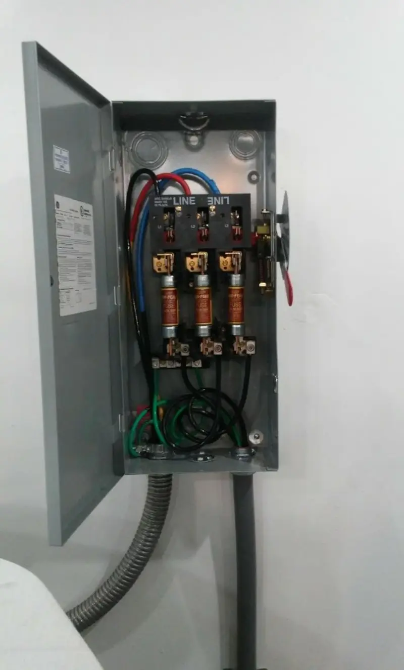 Three-phase disconnect switch installed for Electrical Wiring & Rewiring in Taylor